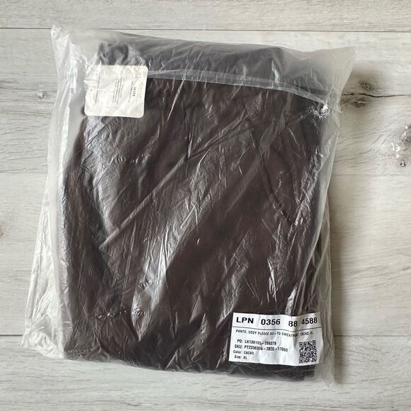 Fabletics Cozy Fleece Go-To Sweatpant Size‎ L & XL Cacao NWT in packaging - Picture 4 of 6